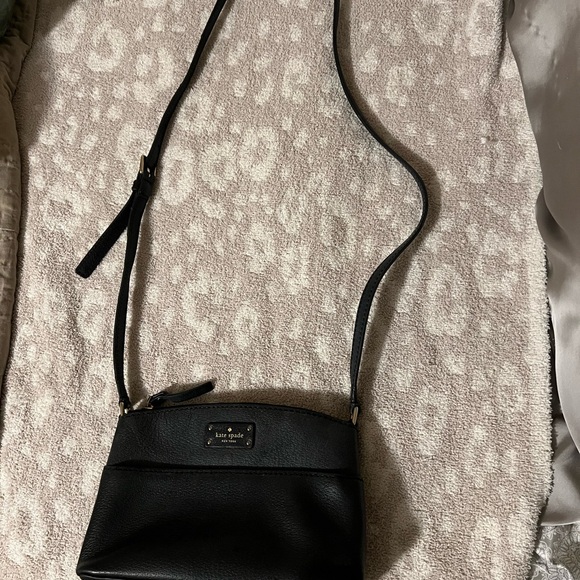 kate spade Black Shoulder Bag Sleek Design - Picture 9 of 9